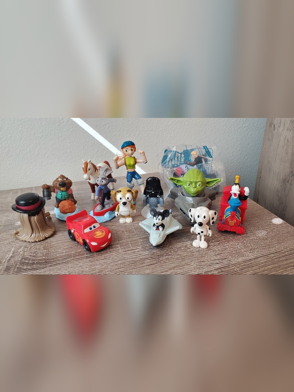 Mixed Kids Toy Figurine Set - Assorted Colors Set Of 13